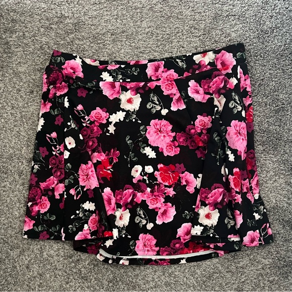 Mini Scuba Skater Skirt - Picture 2 of 2